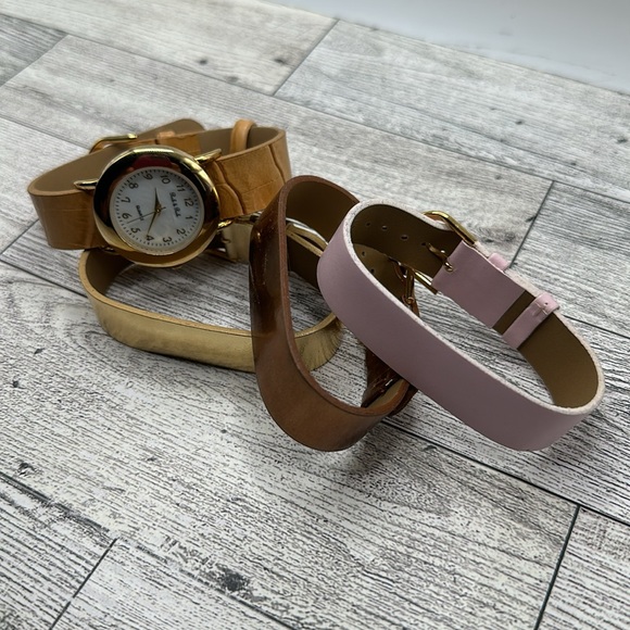 Peak and peck gold mother of pearl watch with interchangeable bands - Picture 4 of 4